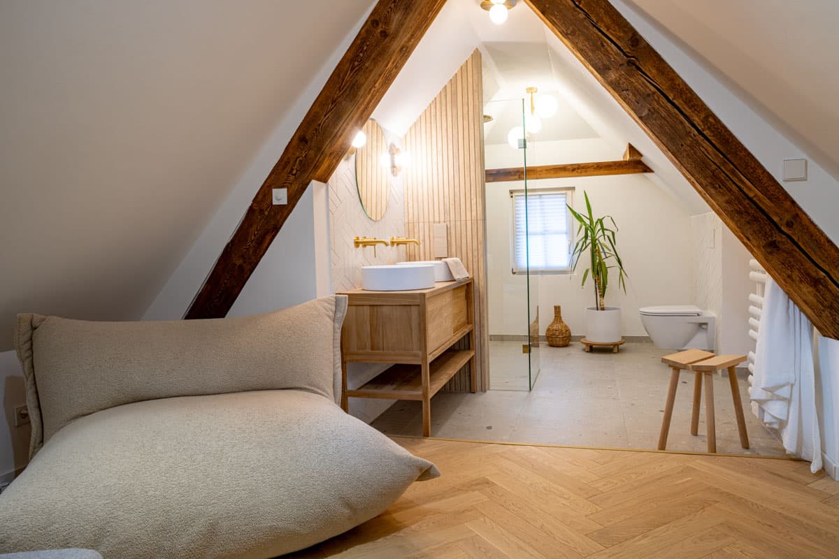 G_Dachgeschoss_Bad_01