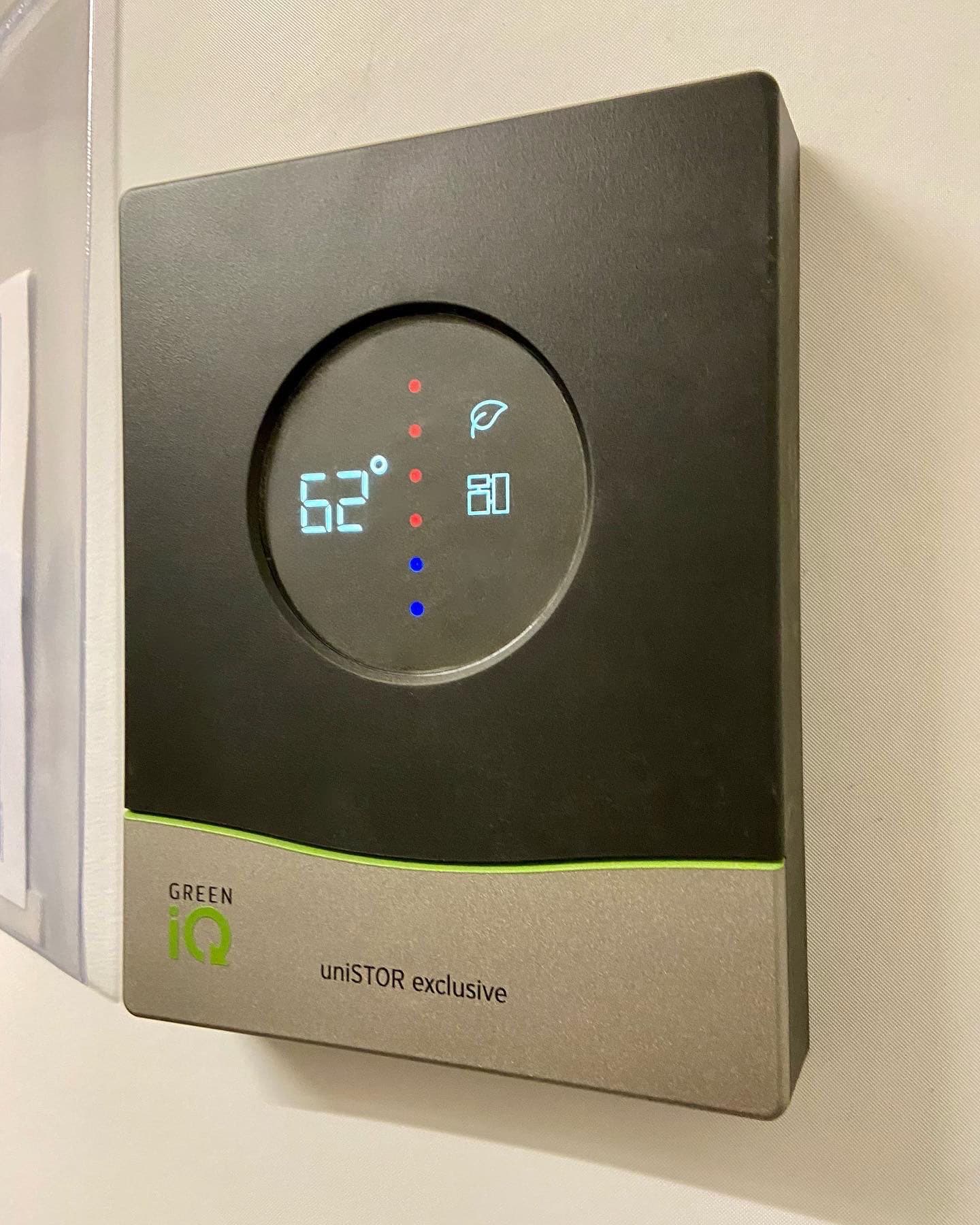 R_909D1C4E-1EA0-4A0A-A2F9-EAD19CEC23A1